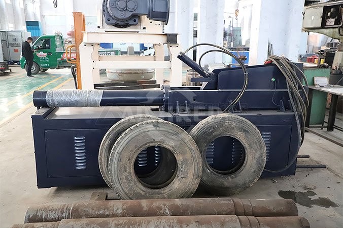 Máy tách gót lốp