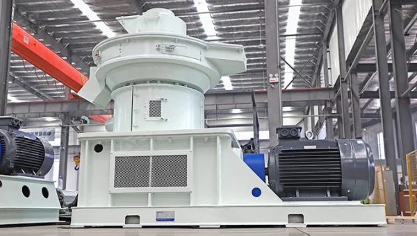 Máy tạo viên sinh khối